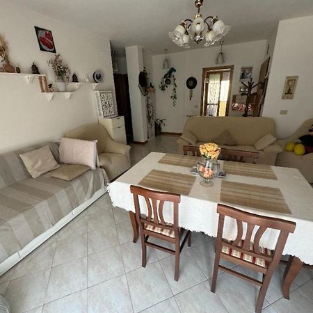 דירות צ'ינקואלה Bellissima Stanza Con Parcheggio Gratuito מראה חיצוני תמונה